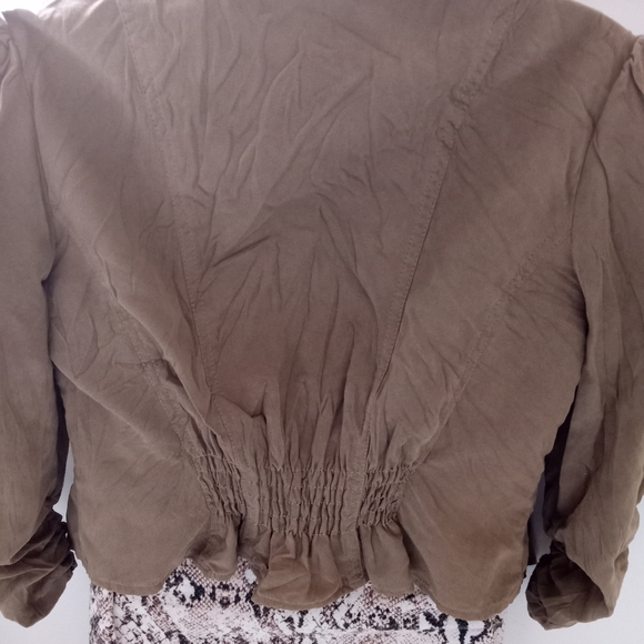 Jacket - Picture 5 of 7